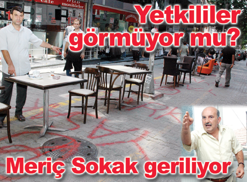 Sokak ikiye bölündü