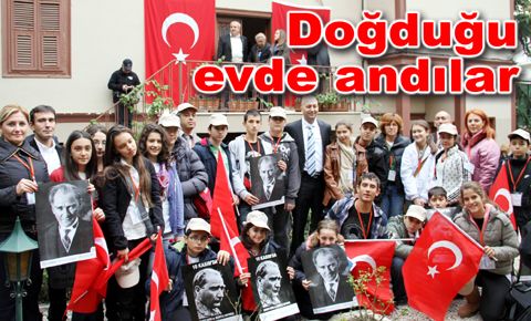 Ulu Önder, doğduğu evde, sevdiği şarkılarla anıldı